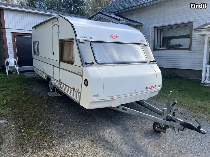 Myydään Solifer 530 Articina
