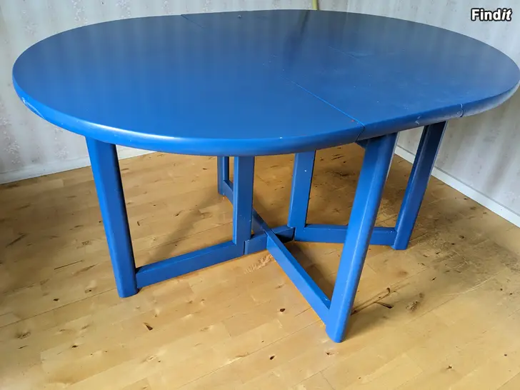 Myydään Bord ställbart. Pöytä säädettävä