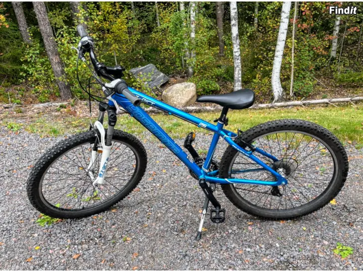 Myydään Dirtjumper maastopyörä, yli 12-vuotiaalle
