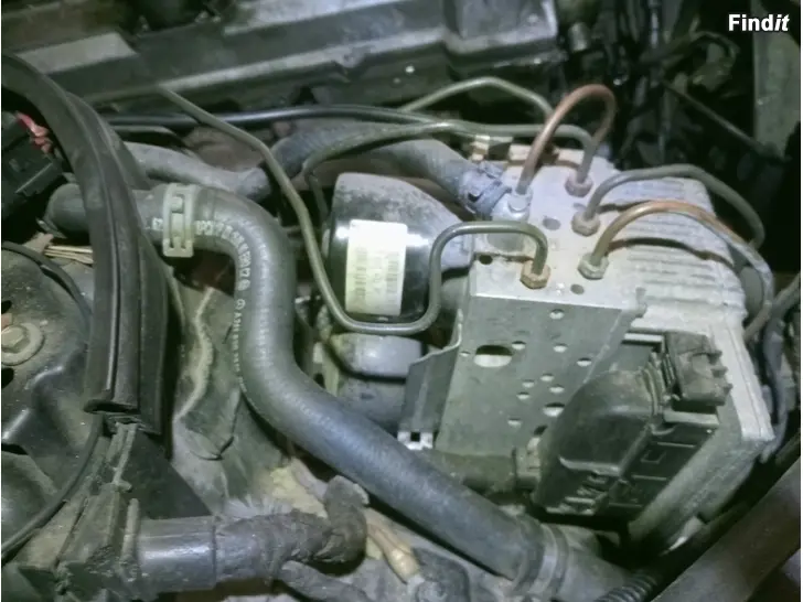 Säljes MB  E 2002 ABS-yksikkö A00543197 Bosch 0265960035