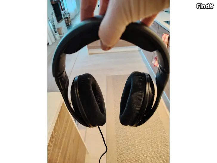 Säljes Hörlurar Sennheiser