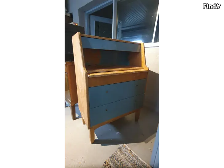 Säljes Klaffbyå