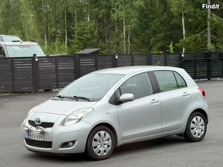 Säljes TOYOTA YARIS 2010