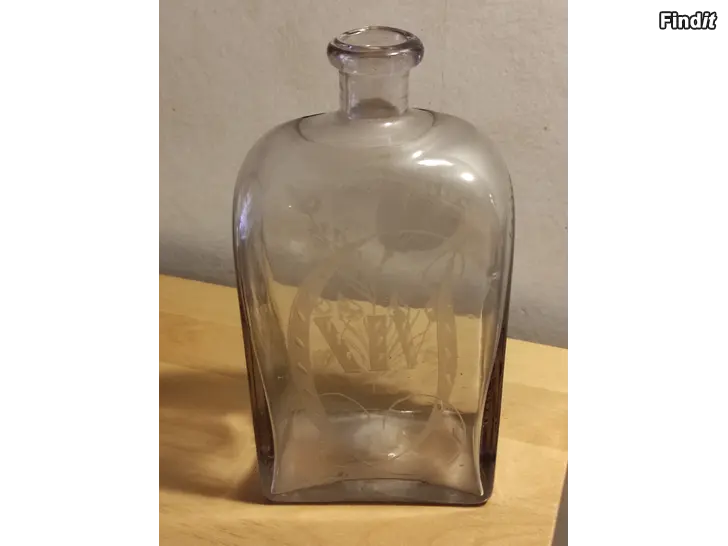 Myydään Kantikas vintage lasipullo