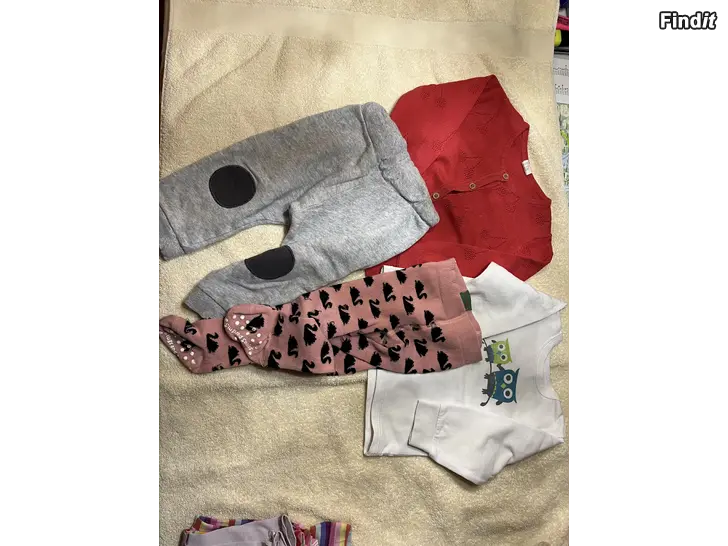 Säljes Klädpaket i storlek 80