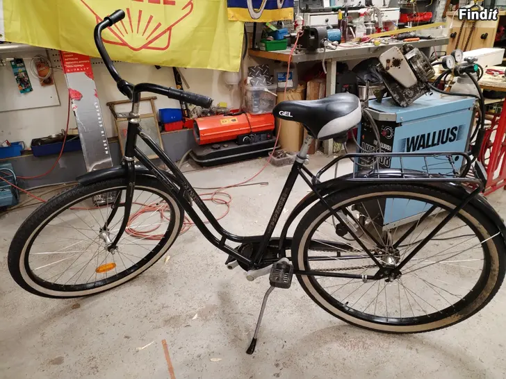 Myydään Helkama Aino polkupyörä