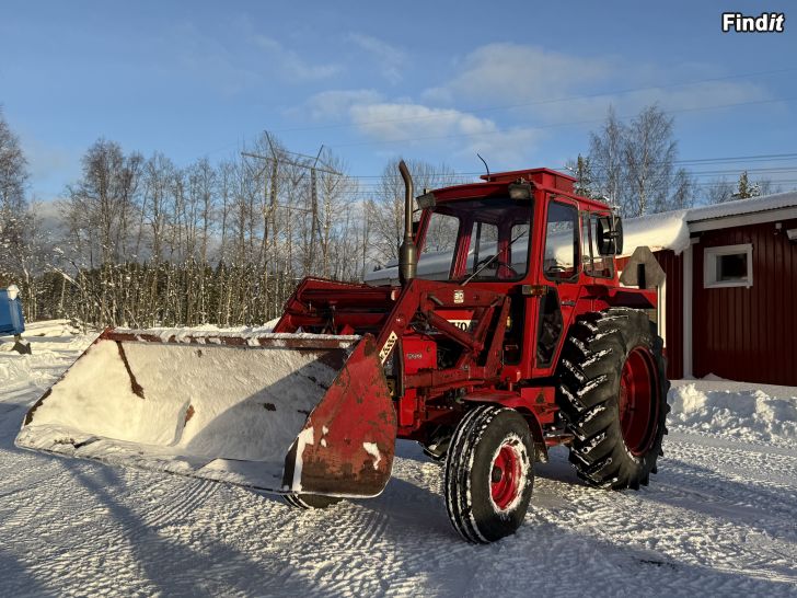 Säljes Volvo BM 500 T Traktor med frontlastare, endast 4795 H