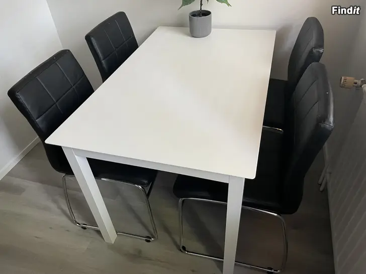 Säljes Stolar 4 st