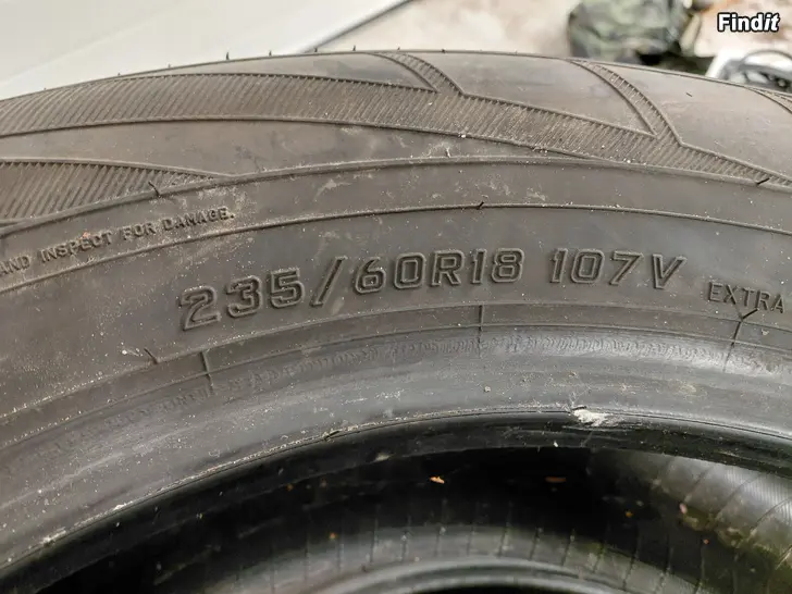 Säljes Kitkarengas  235/60R18