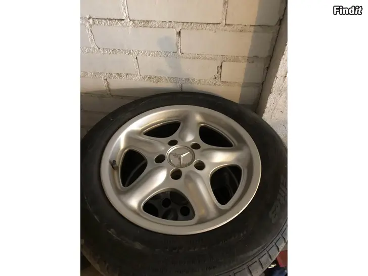 Myydään Mercedes fälgar