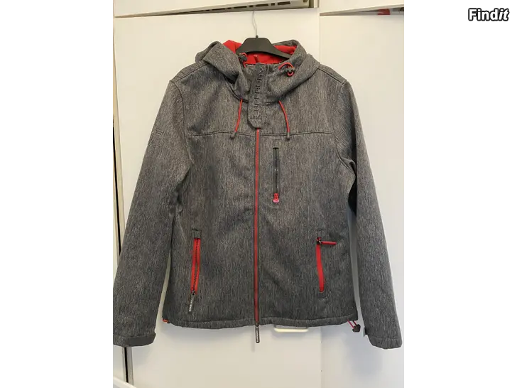 Myydään Superdry takki