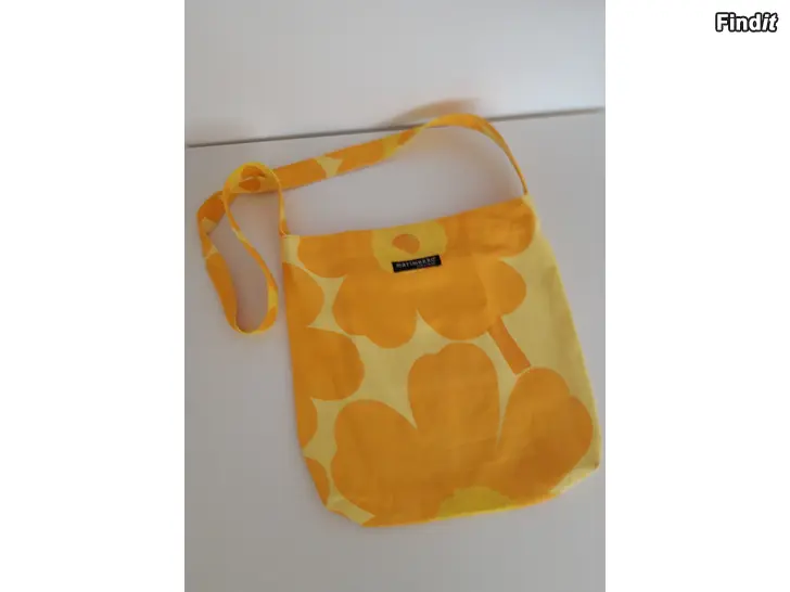 Myydään Marimekko Unikko olkalaukku