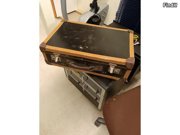 Säljes Snygg antik kappsäck