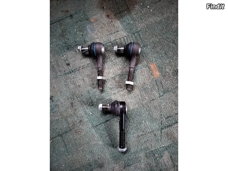 Myydään Raidetangon päät