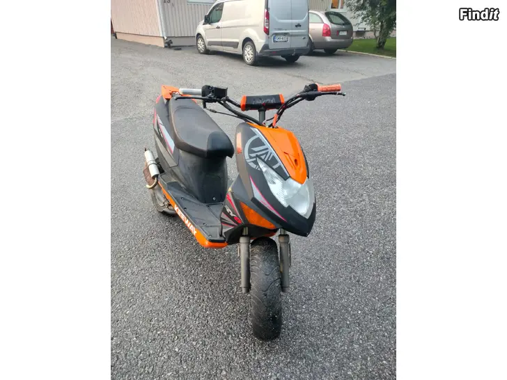 Säljes Keeway R6