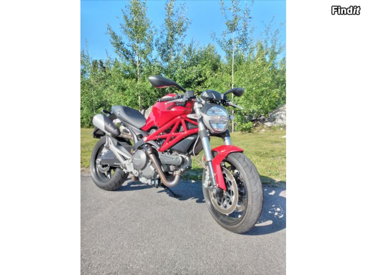 Myydään Ducati Monster 696 2009