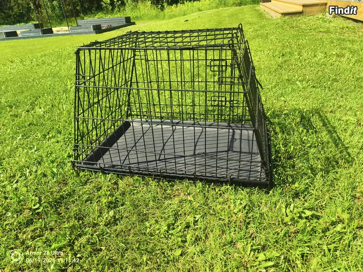 Säljes Hopfällbar metallbur för smådjur, 75 × 47,5 × 50 cm