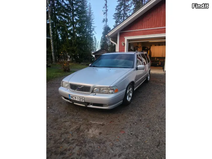 Säljes Volvo v70