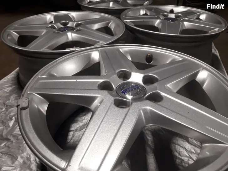 Myydään Volvo 5x108 R16 vanteet