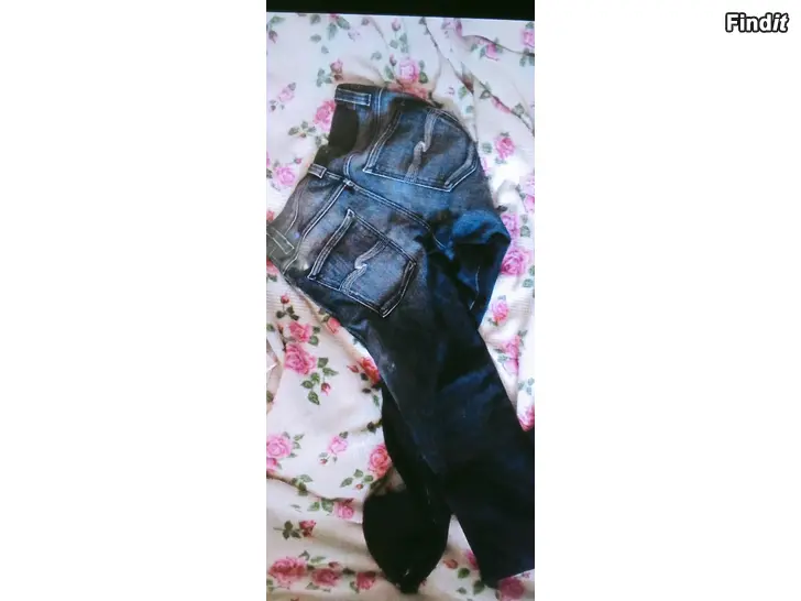 Myydään Nudie Jeans Black Lotus