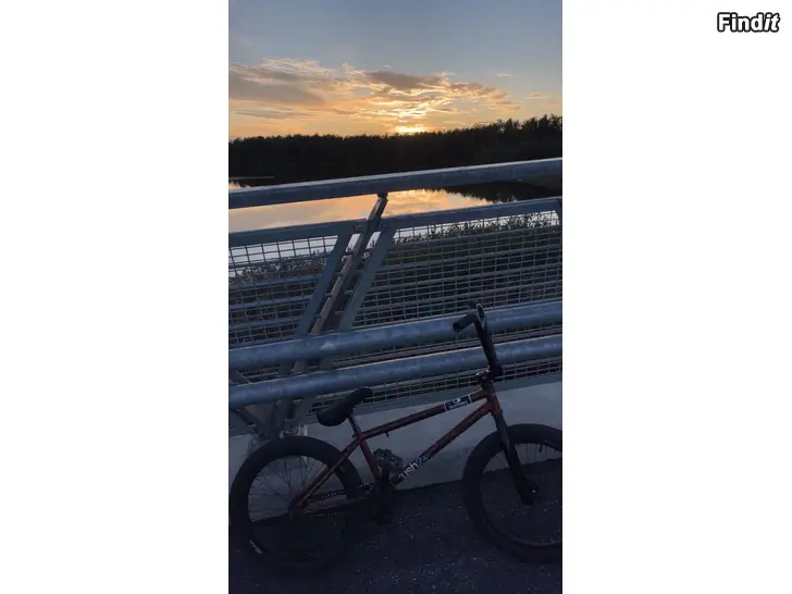 Myydään mafia kush 2+