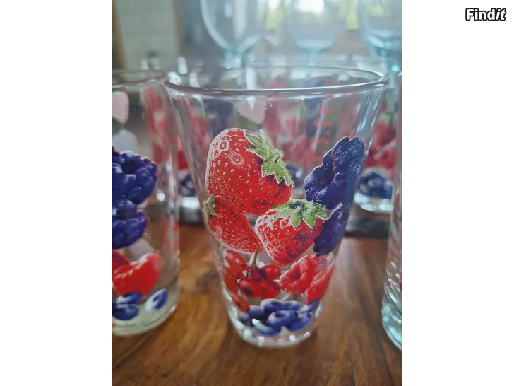 Säljes 6 st glas + kanna