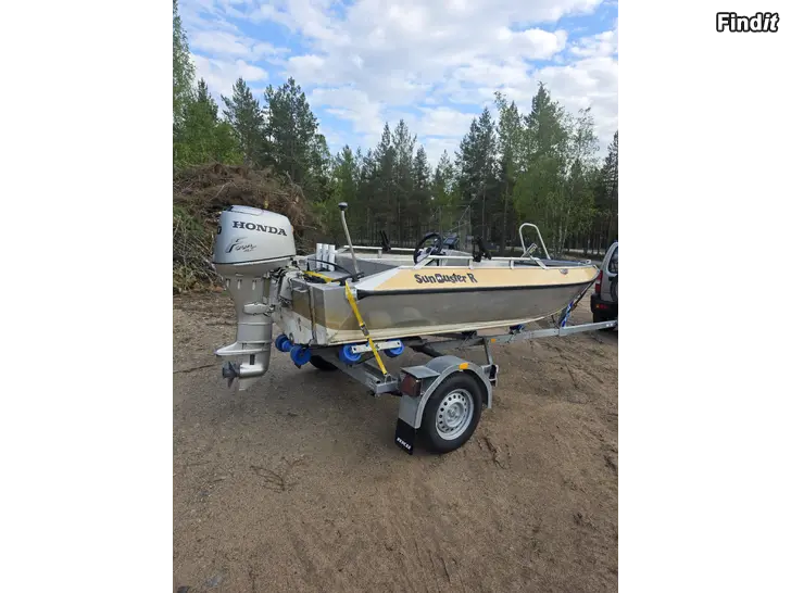 Myydään Sun Buster R ja 4-tahti Honda
