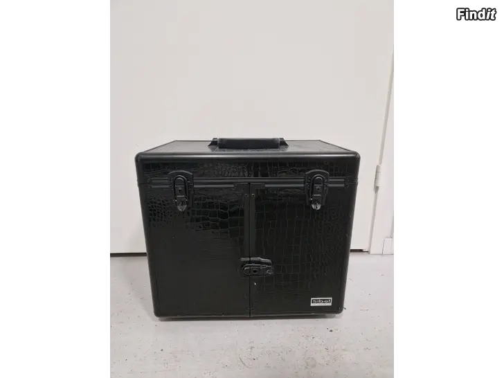 Säljes Verktygsbox för frisörtillbehör