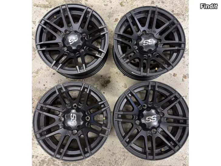 Myydään Vanteet - Fälgar - ITP 14x7 4x137 SS316 Black OPS Matte Black vannesarja Can-Am - vaurioidut reiät
