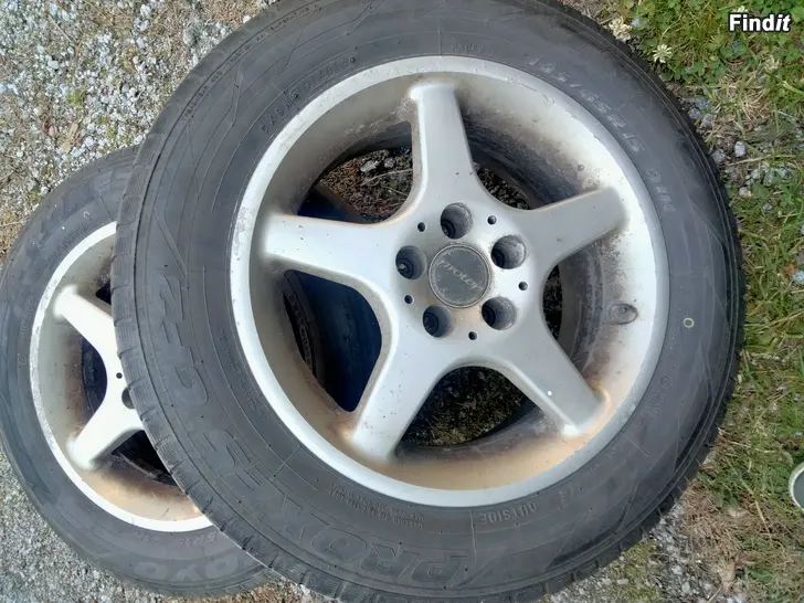 Säljes Däck 195/65R15
