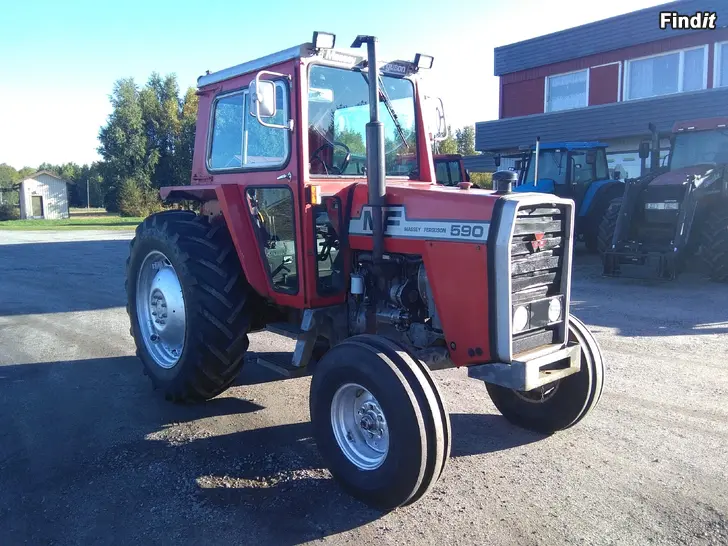 Säljes Massey Ferguson 590  -81