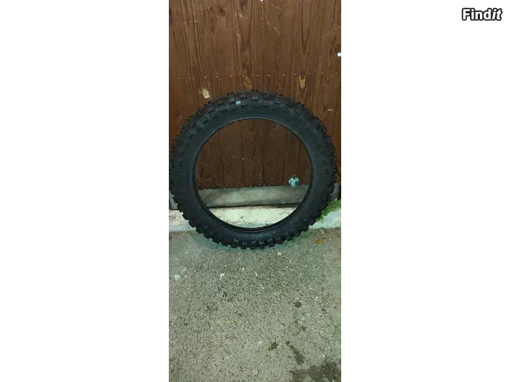 Myydään Cheng Shin 3.00-17 Nastarengas