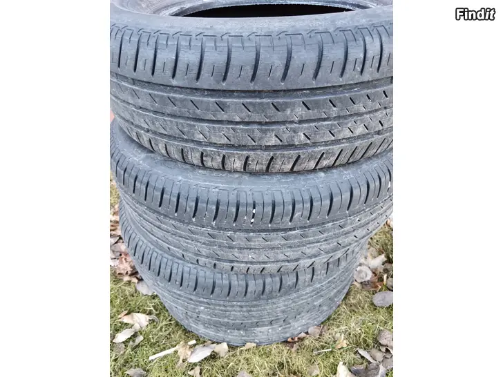 Säljes Bridgestone 195/65 -15 kesärenkaat Paljon pintaa