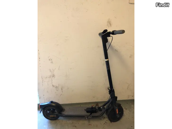 Säljes Segway Ninebot elsparkcykel