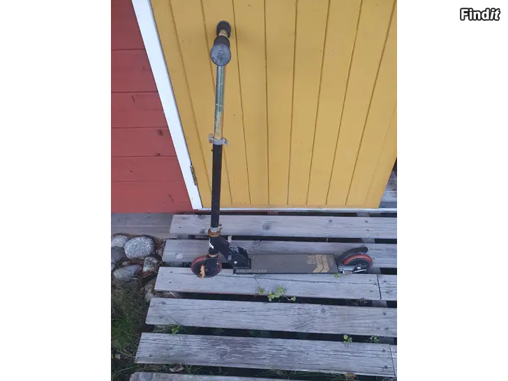 Säljes Stiga kickbike