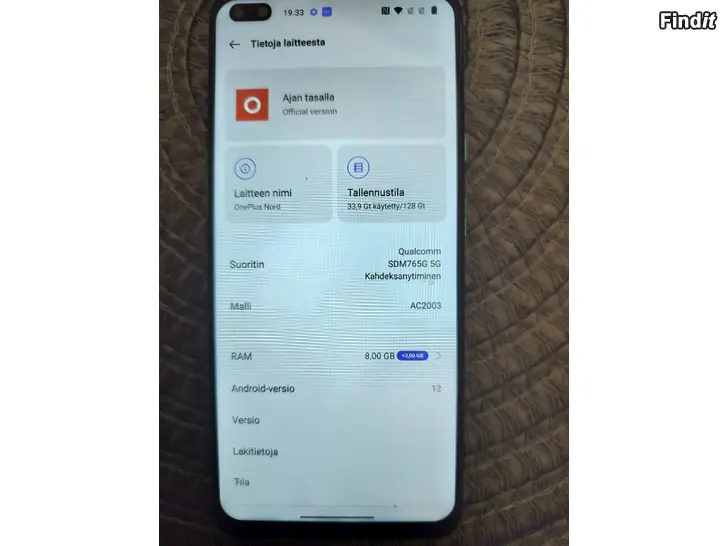 Myydään OnePlus Nord Ac2003 5G. Puhelin