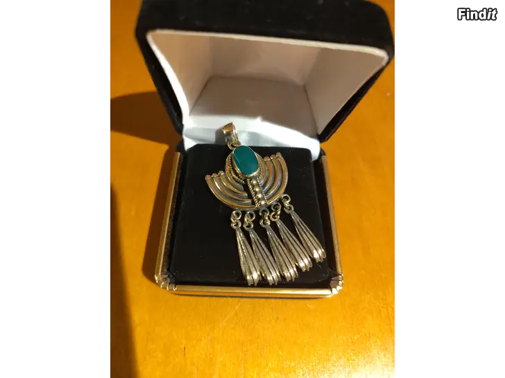 Myydään UUSI koru, kullattua pronssia