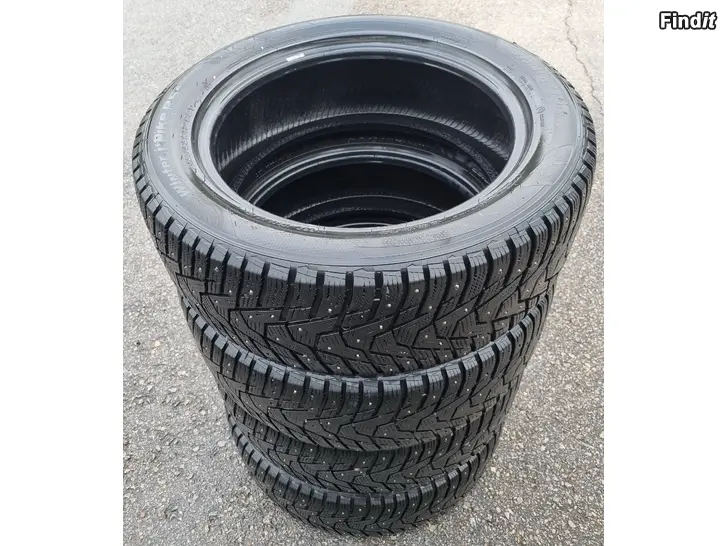 Säljes 215/55 r17 vinterdäck