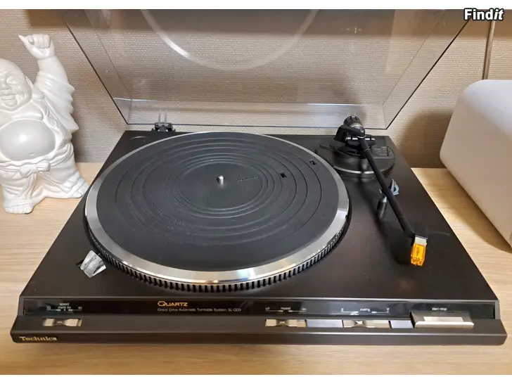 Myydään Technics SL-QD3 levysoitin