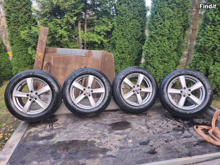 Myydään Audi renkaat / vanteet
