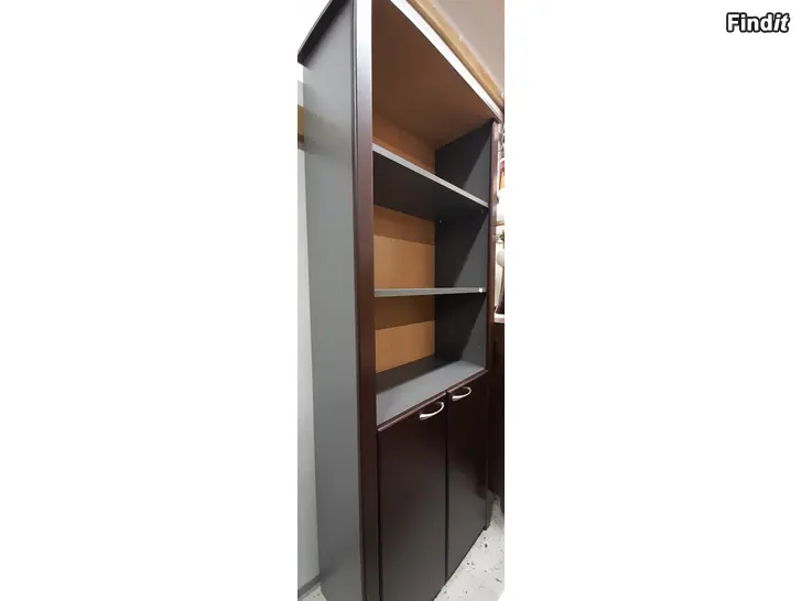 Säljes Hylla med hyllor och skåp