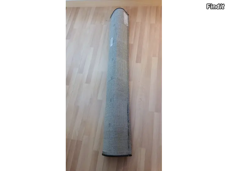 Myydään Jysk Tucson 133cm x 185cm matto 10e