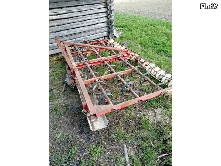 Säljes Tume Suomen Sokeri/Konepaja S-Pinn Fjäderharv 3m bredd