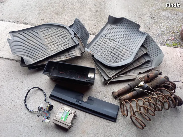 Säljes Volvo 740 760 940 delar