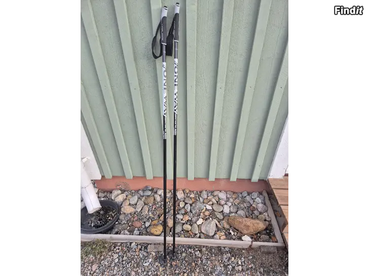 Säljes Skidstavar 135 cm