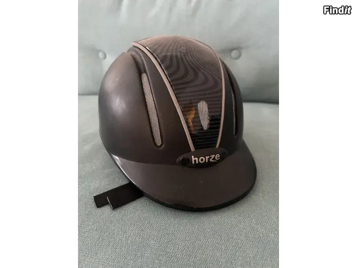 Säljes Ridhjälm Horze storlek Xs/S