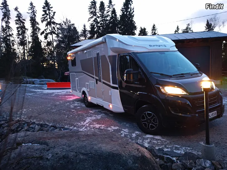 Myydään Nästan ny husbil, Sunlight T68 Automat årsm.-24