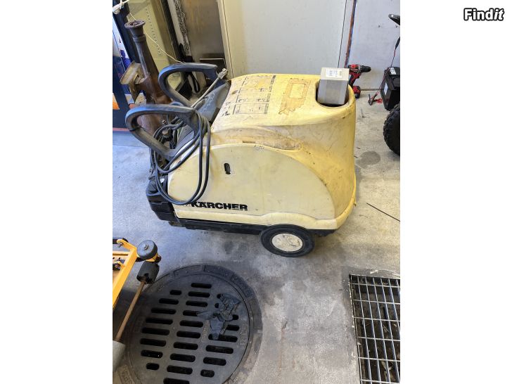 Säljes Kärcher painepesuri Voimavirta/polttoöljy