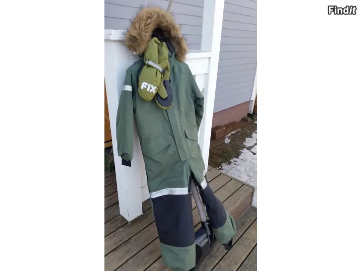 Myydään Everest talvihaalari 110 tummanvihreä ja uudet FIX rukkaset