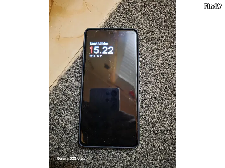 Myydään ONEPLUS 13 12/256GB